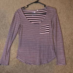 Stripped long sleeve shirt